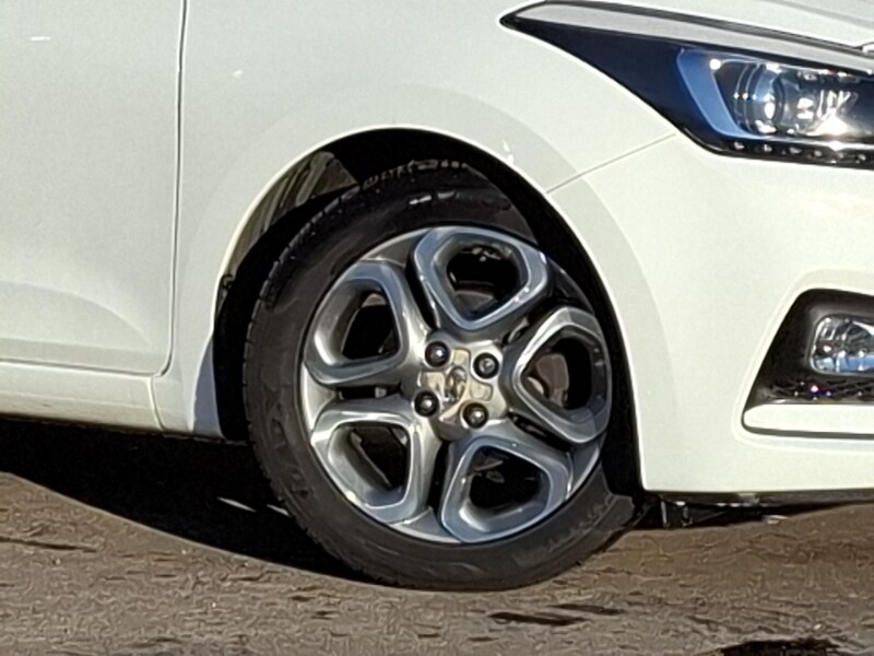 Used Hyundai i20 2020 for sale - 76614042: Photo 9