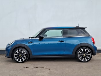 Used MINI Hatch 2023 for sale - 79424944: Photo