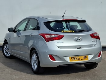Used Hyundai i30 2016 for sale - 79311039: Photo