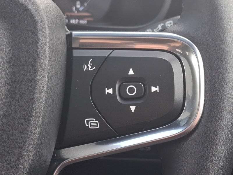 Used Volvo XC40 2022 for sale - 76055131: Photo 16