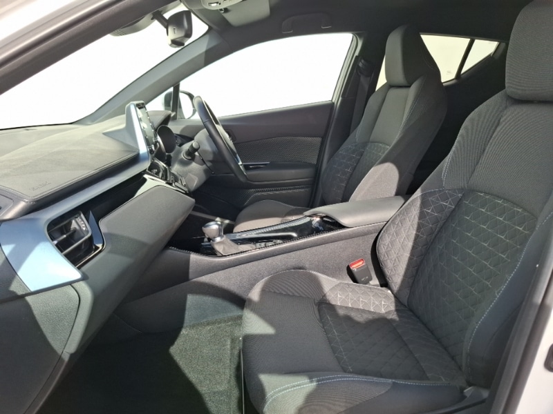 Used Toyota C-HR 2021 for sale - 76365637: Photo 5