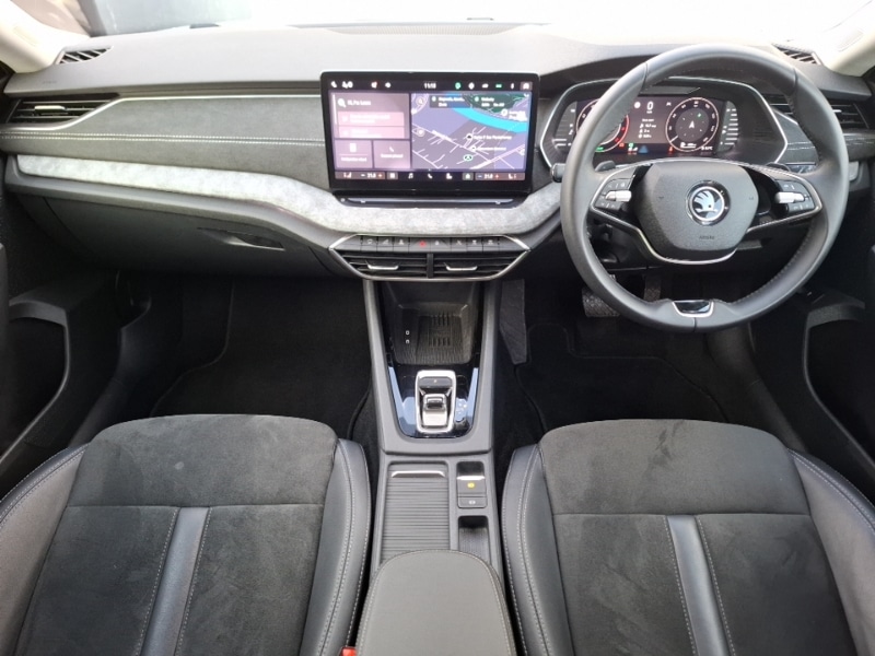 Used Skoda Octavia 2024 for sale - 77325112: Photo 2