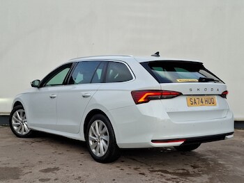 Used Skoda Octavia 2024 for sale - 77325112: Photo