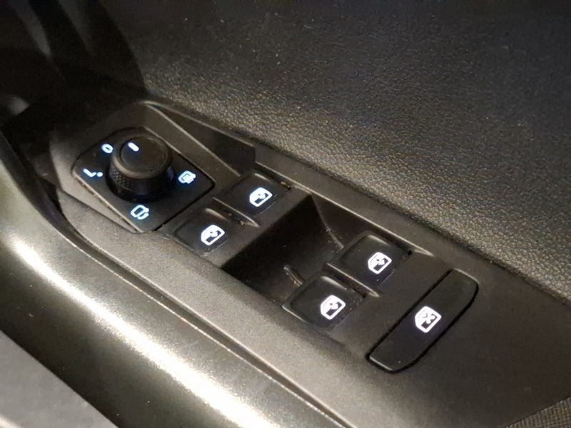 Used Volkswagen Polo 2023 for sale - 77273392: Photo 18