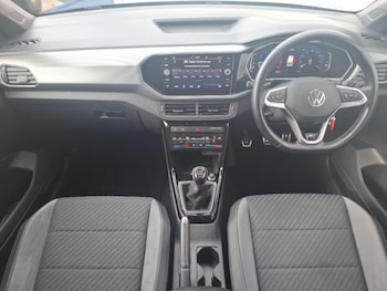 Used Volkswagen T-Cross 2021 for sale - 76343702: Photo