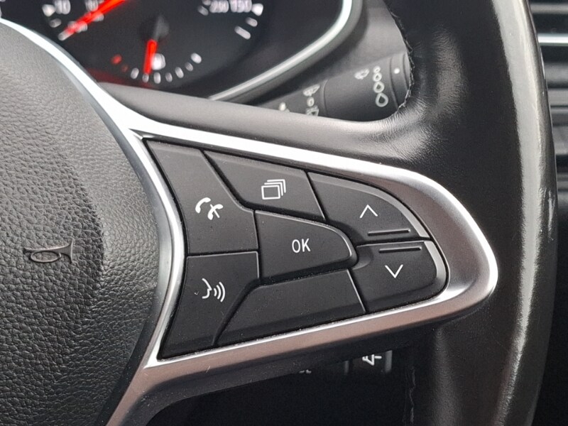 Used Renault Clio 2020 for sale - 77183976: Photo 17