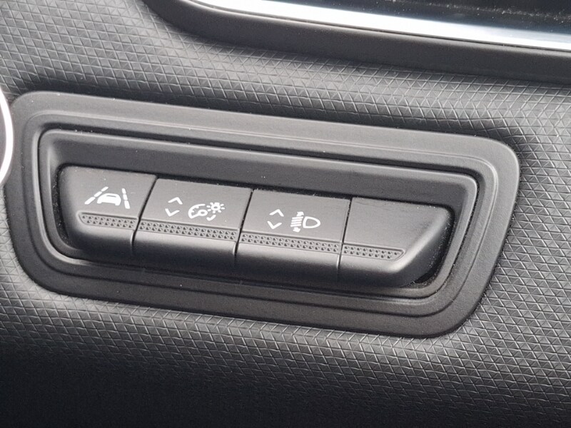 Used Renault Clio 2020 for sale - 77183976: Photo 18