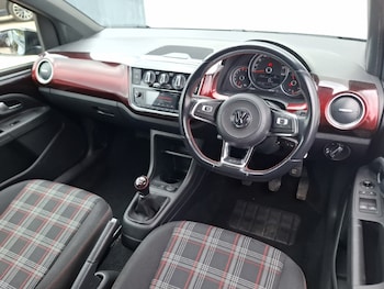 Used Volkswagen up! 2018 for sale - 78441418: Photo