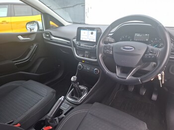 Used Ford Fiesta 2018 for sale - 76221248: Photo 2