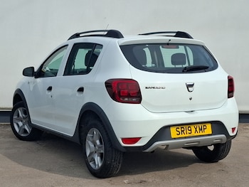Used Dacia Sandero Stepway 2019 for sale - 79243270: Photo