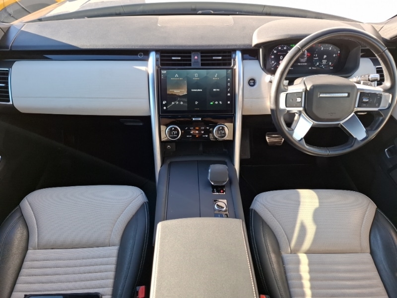 Used Land Rover Discovery 2021 for sale - 76478860: Photo 2