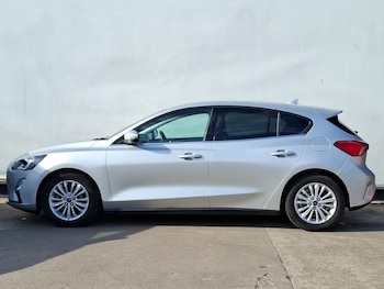 Used Ford Focus 2021 for sale - 78253259: Photo