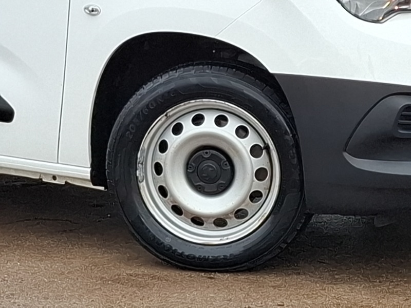 Used Vauxhall Combo 2021 for sale - 76339155: Photo 9
