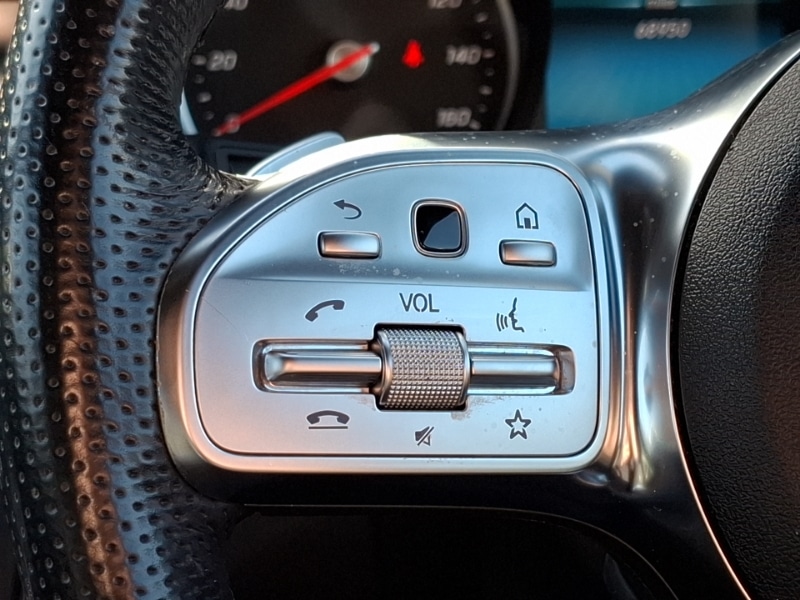 Used Mercedes-Benz GLC 2019 for sale - 78147380: Photo 16