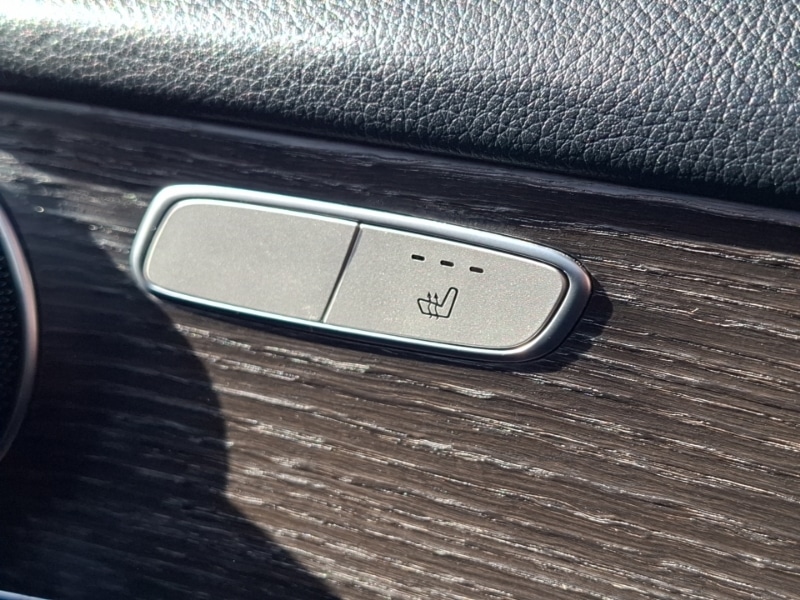 Used Mercedes-Benz GLC 2019 for sale - 78147380: Photo 19