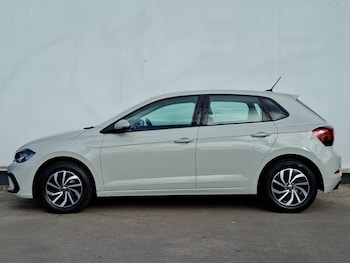 Used Volkswagen Polo 2024 for sale - 78013722: Photo