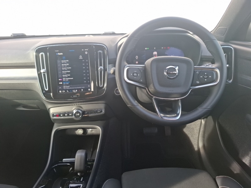 Used Volvo XC40 2024 for sale - 76282227: Photo 10