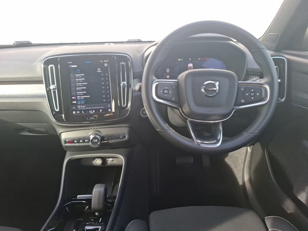 Used Volvo XC40 2024 for sale - 76282227: Photo 10
