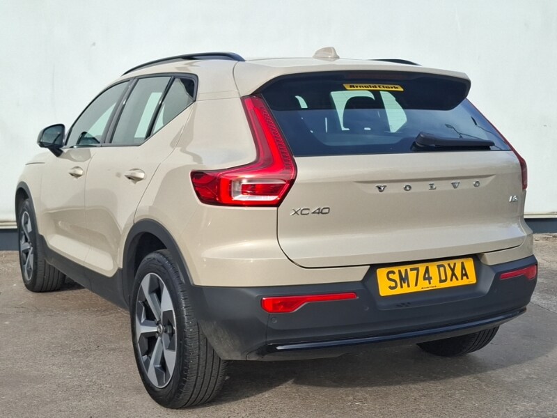 Used Volvo XC40 2024 for sale - 76282227: Photo 3