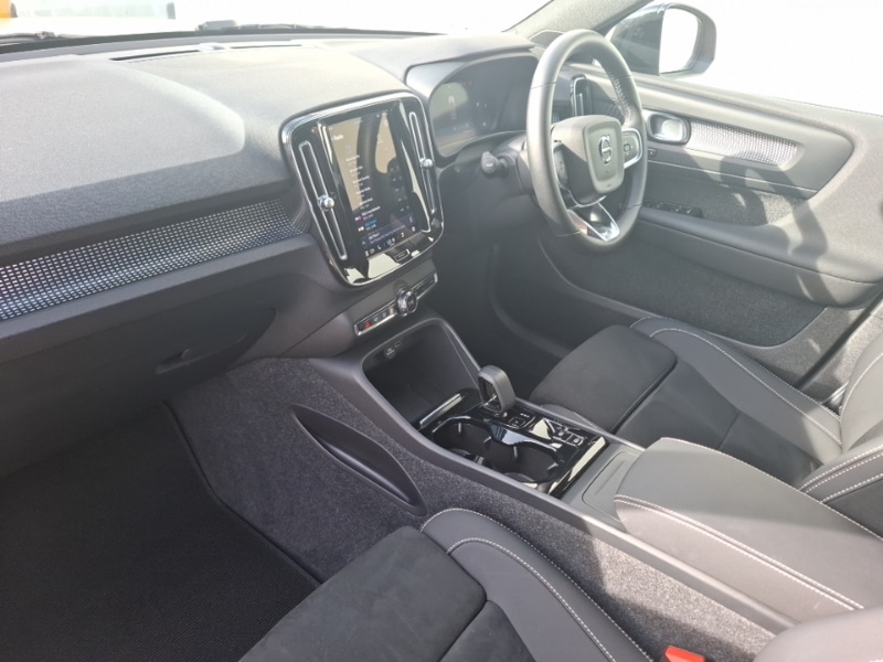 Used Volvo XC40 2024 for sale - 76282227: Photo 5