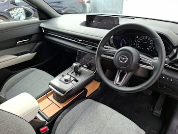 Used Mazda CX-30 2025 for sale - 75622194: Photo