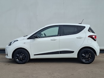 Used Hyundai i10 2018 for sale - 78595527: Photo