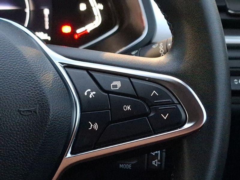 Used Renault Captur 2023 for sale - 76907080: Photo 17