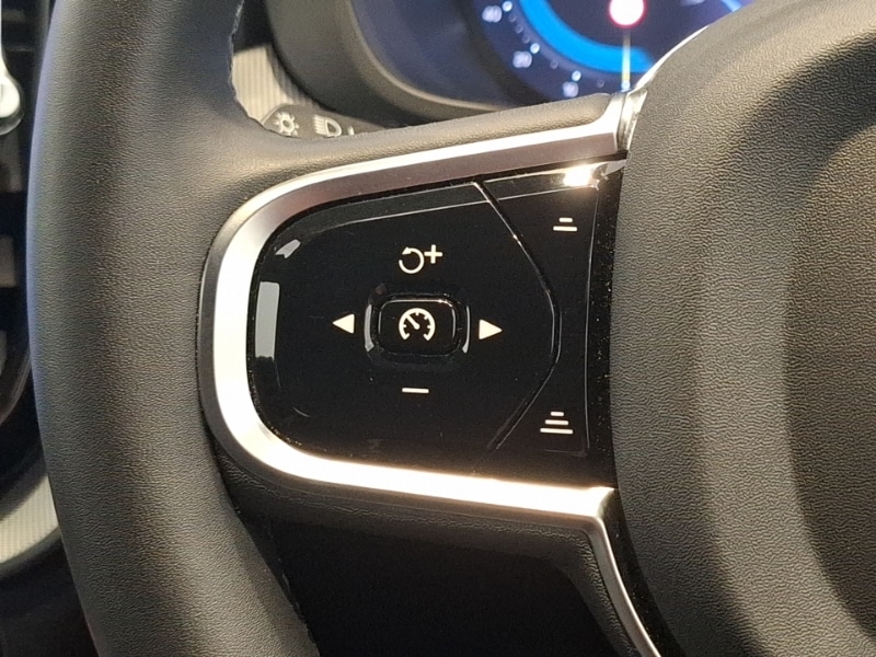 Used Volvo XC60 2024 for sale - 76199100: Photo 15