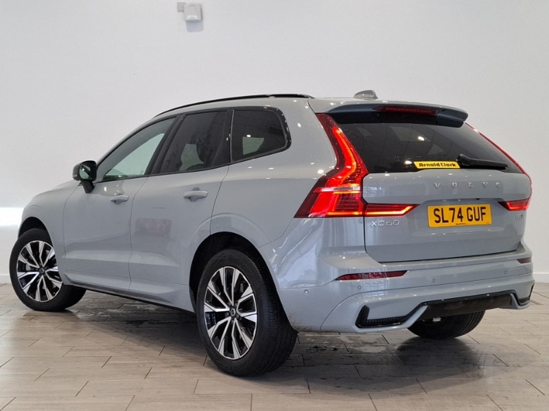 Used Volvo XC60 2024 for sale - 76199100: Photo 3