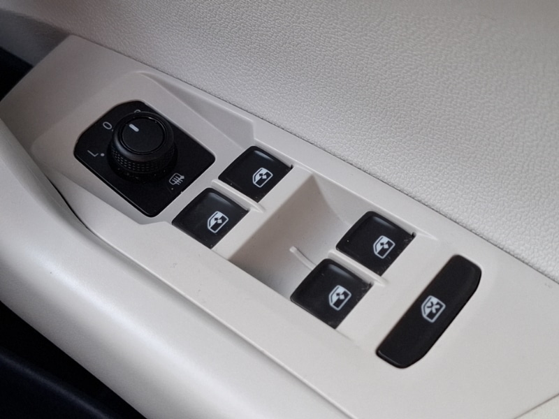 Used Volkswagen Polo 2019 for sale - 78085373: Photo 18