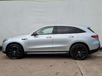 Used Mercedes-Benz EQC 2019 for sale - 77652321: Photo