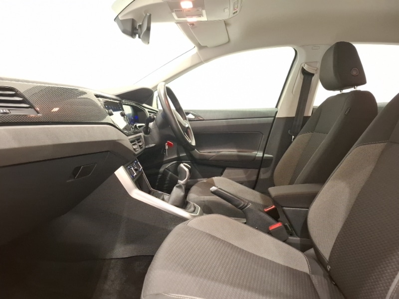 Used Volkswagen Polo 2024 for sale - 77304332: Photo 5