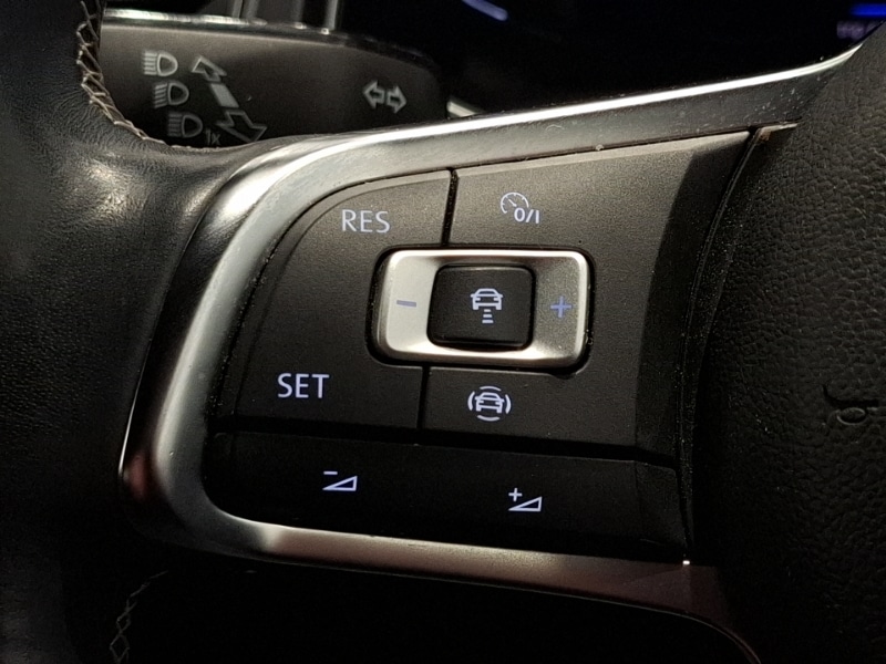 Used Volkswagen T-Roc 2020 for sale - 76369791: Photo 15