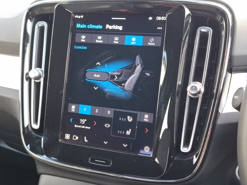 Used Volvo XC40 2023 for sale - 78041148: Photo 13