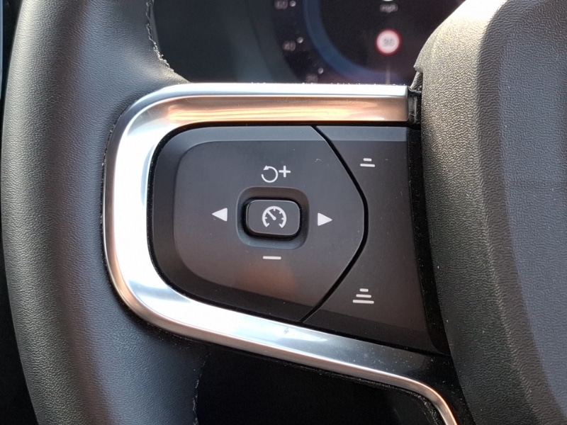 Used Volvo XC40 2023 for sale - 78041148: Photo 16