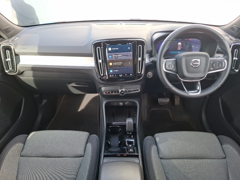 Used Volvo XC40 2023 for sale - 78041148: Photo 2