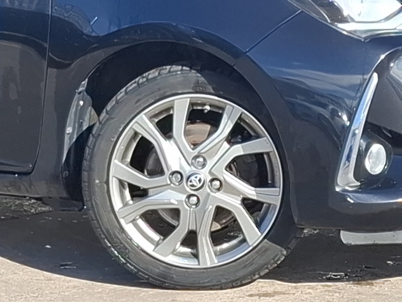 Used Toyota Yaris 2017 for sale - 76311488: Photo 9