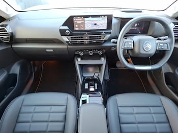 Used Citroen C4 2025 for sale - 76579460: Photo