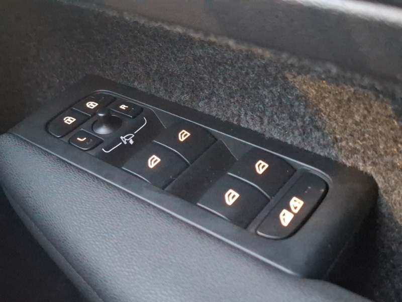 Used Volvo XC40 2024 for sale - 76982984: Photo 19