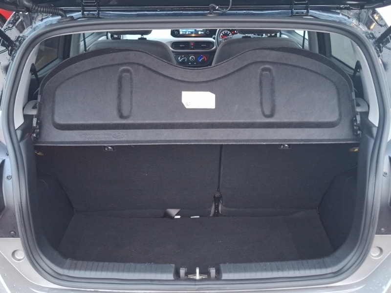 Used Hyundai i10 2021 for sale - 77380103: Photo 8