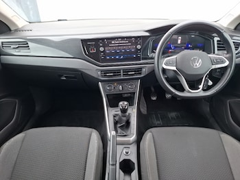 Used Volkswagen Polo 2024 for sale - 78884850: Photo