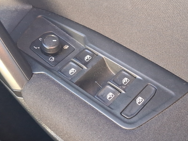 Used Volkswagen Tiguan 2019 for sale - 76860499: Photo 19