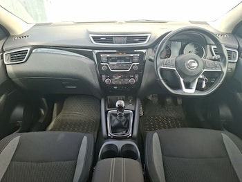 Used Nissan Qashqai 2017 for sale - 78973195: Photo