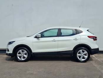 Used Nissan Qashqai 2017 for sale - 78973195: Photo