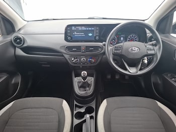 Used Hyundai i10 2022 for sale - 79056679: Photo