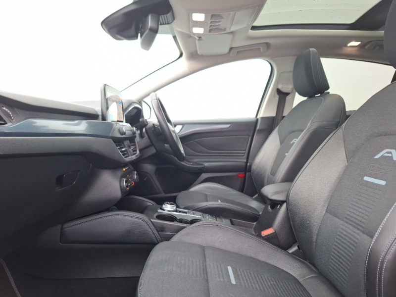 Used Ford Focus 2019 for sale - 76970402: Photo 5