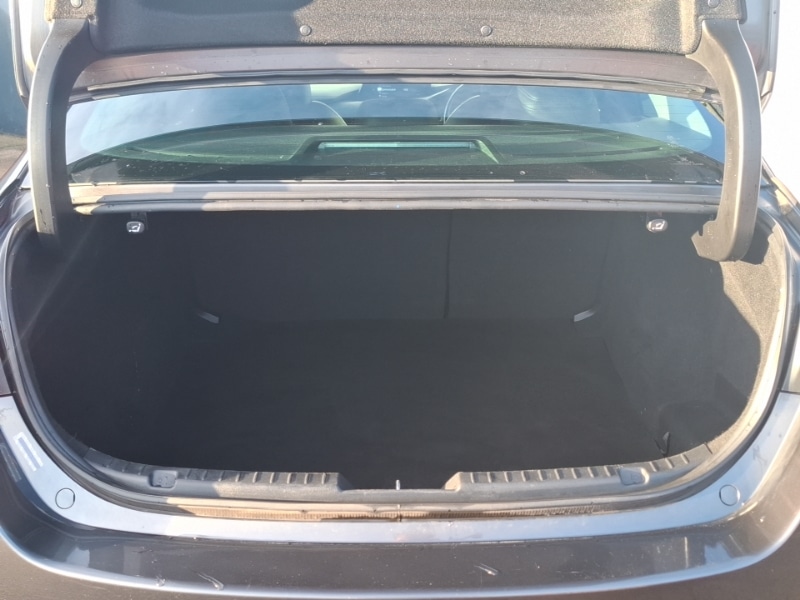 Used Mazda Mazda3 2019 for sale - 76860503: Photo 8