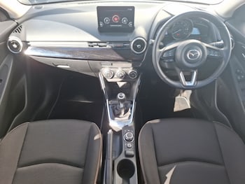 Used Mazda Mazda2 2023 for sale - 76108118: Photo 2