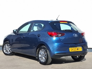 Used Mazda Mazda2 2023 for sale - 76108118: Photo 3