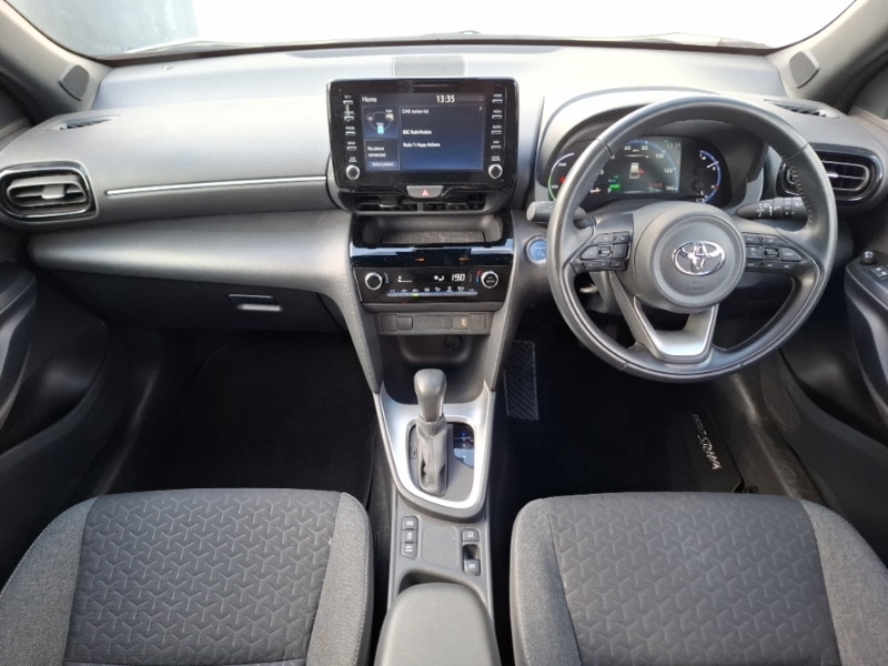 Used Toyota Yaris Cross 2023 for sale - 78093650: Photo 2